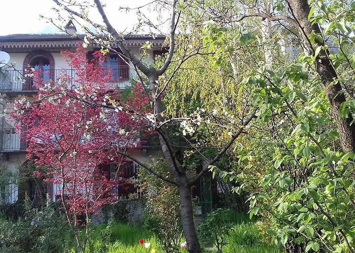 Oda ve Kahvaltı Il Giardino Dei Merli Bussoleno