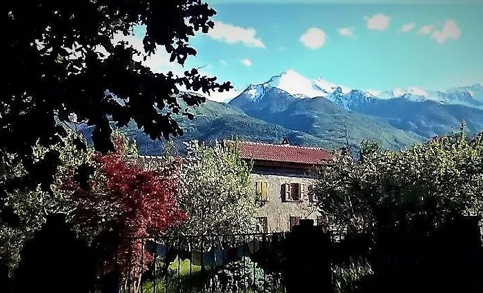 Il Giardino Dei Merli 住宿加早餐酒店 Bussoleno